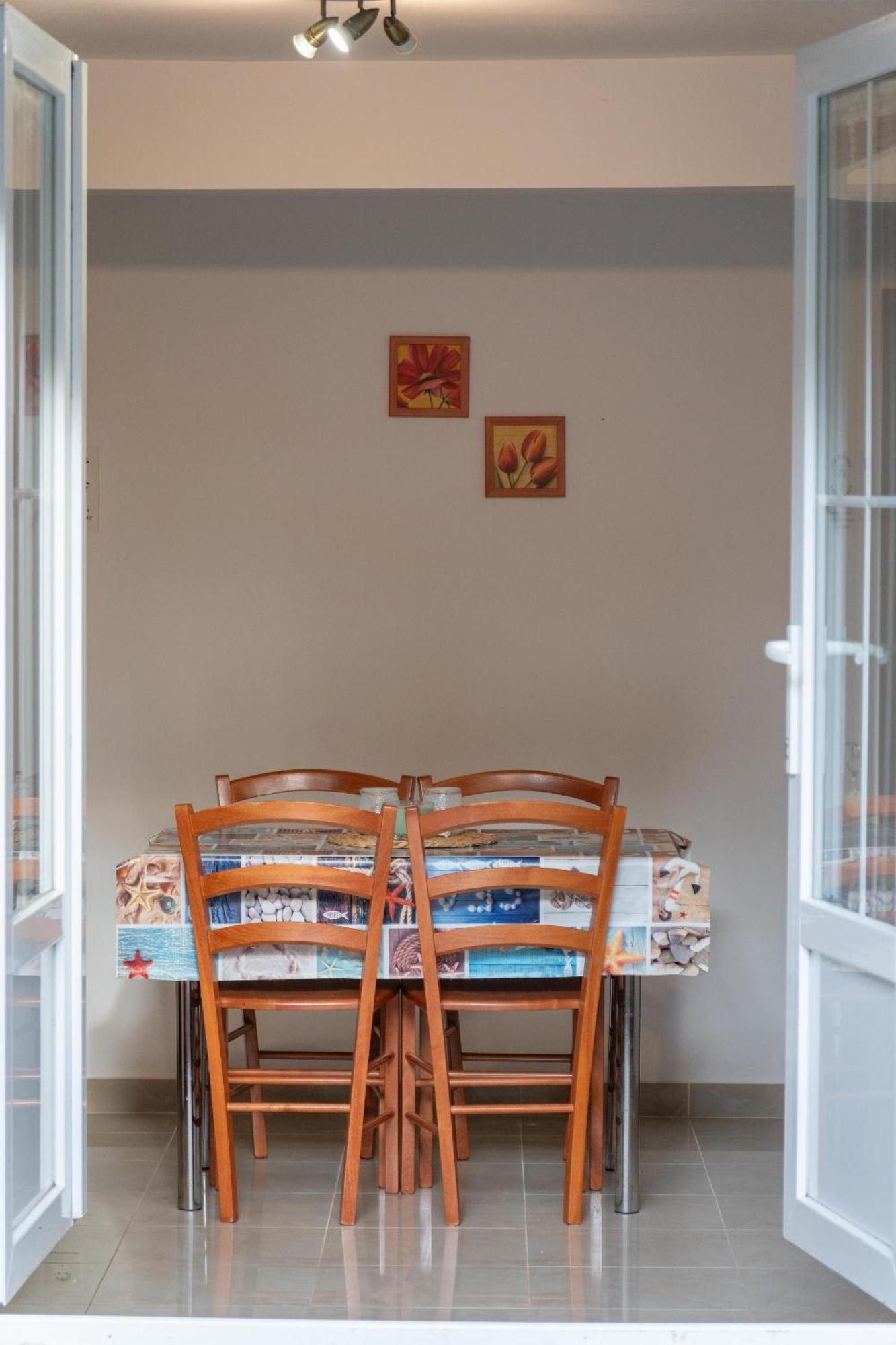 Apartments With A Parking Space Mandre, Pag - 18748 โคลัน ห้อง รูปภาพ