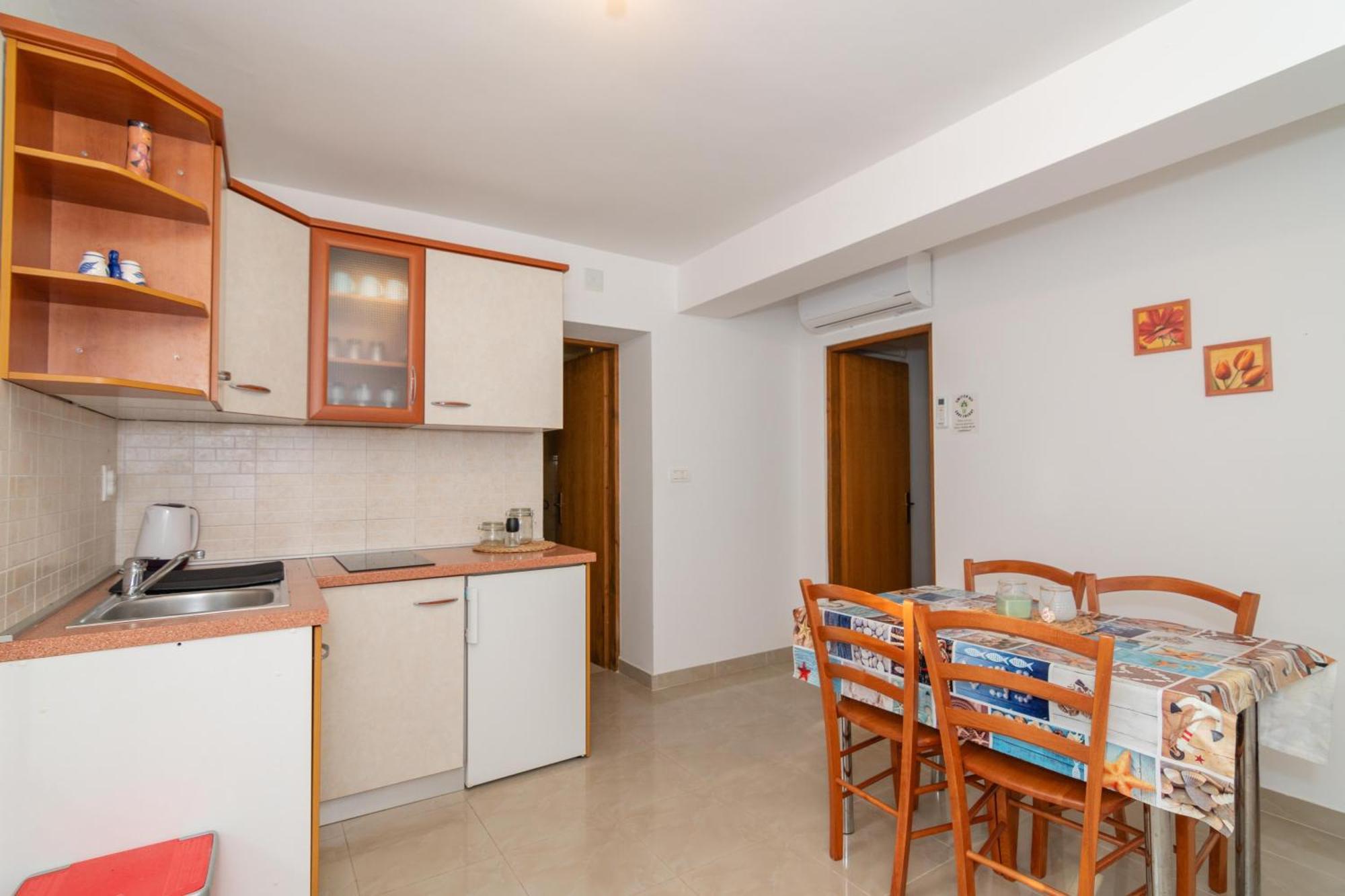 Apartments With A Parking Space Mandre, Pag - 18748 โคลัน ห้อง รูปภาพ